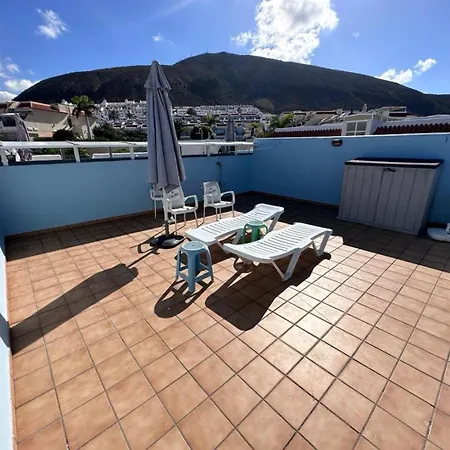 El Mirador Cristianos Apartment *